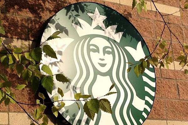 Starbucks Plan To Cut Jobs As Part Of Turnaround Strategy