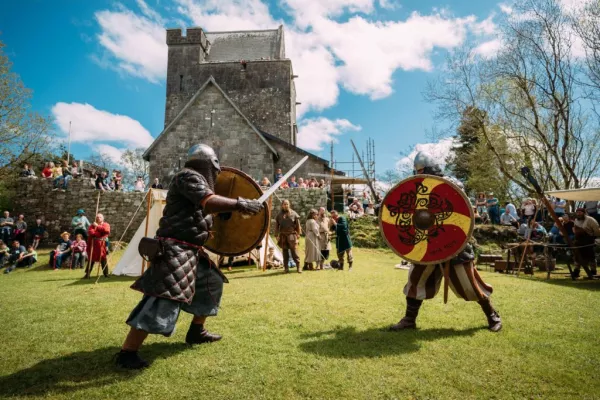 Shannon Heritage Announces June Bank Holiday Weekend Events At Bunratty Castle & Folk Park And Craggaunowen Bronze Age Park