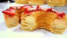 Cronut King Of New York Puts British Mince Pies To The Test