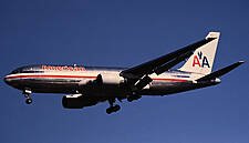 American Airlines Trims Quarterly Revenue Forecast
