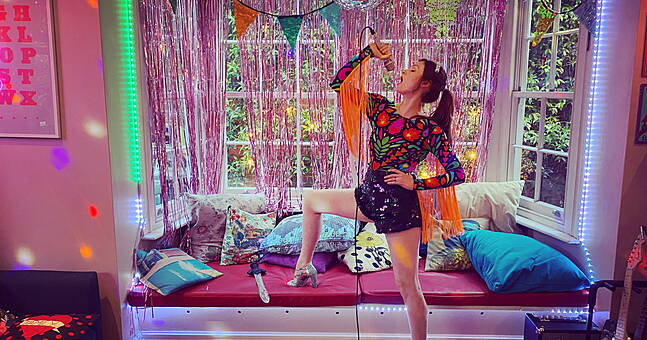 Sophie Ellis-Bextor to support Soft Cell in Dublin - Vimarsana News