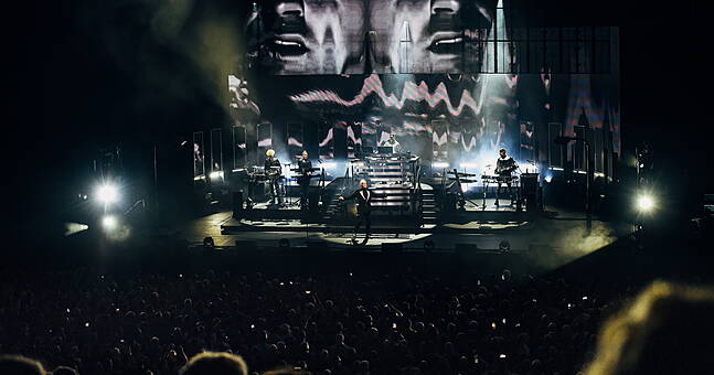 All Hits And Zero Misses As Pet Shop Boys Bring Dreamworld To The Dublin 3Arena - Vimarsana News