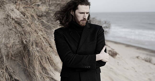 Hozier announced to headline Lytham Festival in Lancashire - Vimarsana News