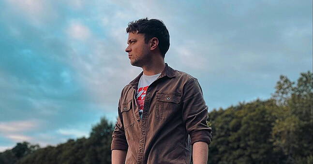 Northern Irish singer-songwriter Mark Hegan releases highly anticipated EP Human Mind - Vimarsana News