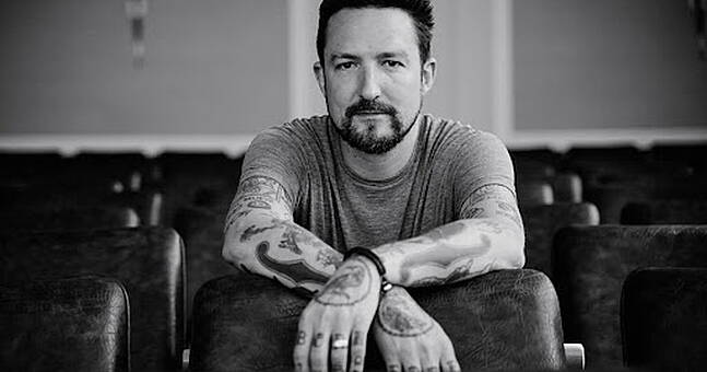 Frank Turner announces new album Undefeated and shares new single - Vimarsana News