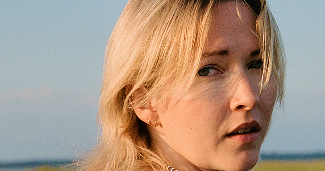Ailbhe Reddy announces headline show at The Workman's Cellar - Vimarsana News