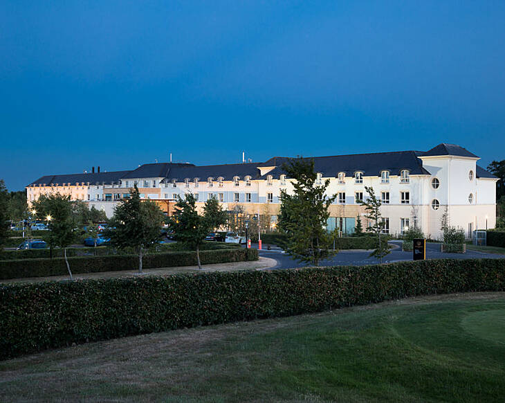 WIN! A 2-night luxury spa break at the 4* Castleknock Hotel worth €500+