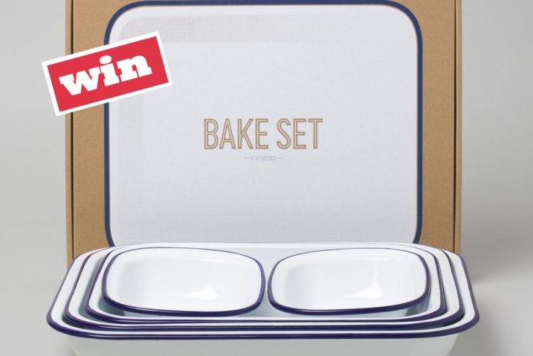 12 Days of Christmas Giveaway - A Falconware Bake Set from Industry