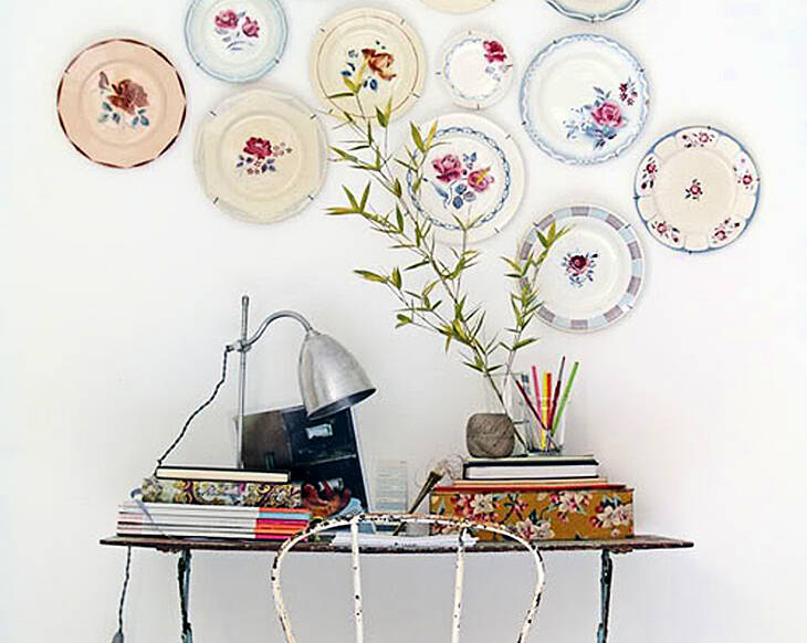 Create a vintage plate display