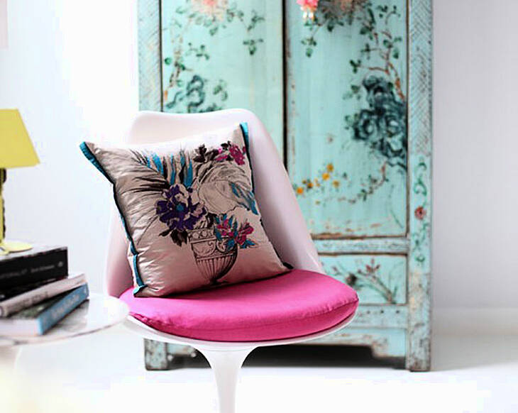 Makeover furniture with stencils
