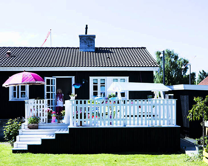 Web Exclusive: Danish Happy Home