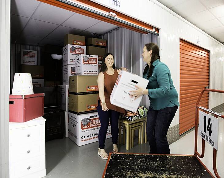 Ten top tips on decluttering your home, straight from the experts