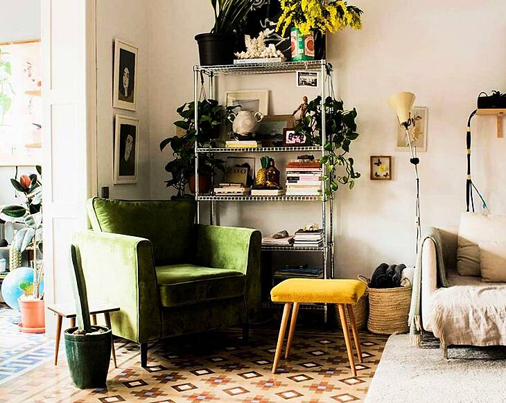 Designer Paloma Lanna's relaxed, eclectic, boho home in Barcelona