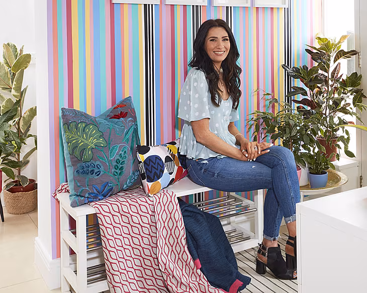 Gill Corrigan brings the bright with a DIY rainbow paint mural using Crown Paints #BehindThePaint