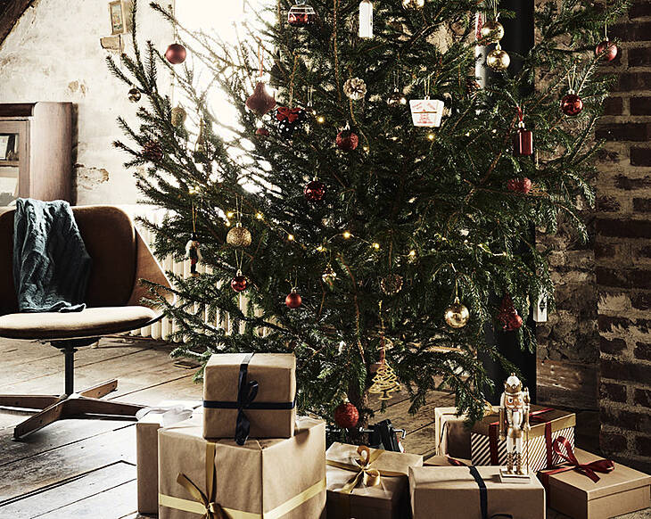 Show us your Hero Christmas tree decorations and win €500 to spend at Penneys!