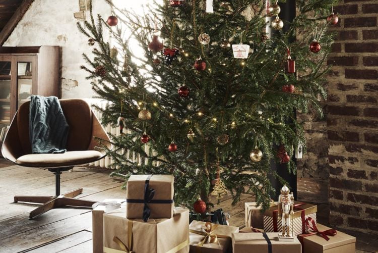 Show us your Hero Christmas tree decorations and win €500 to spend at Penneys!