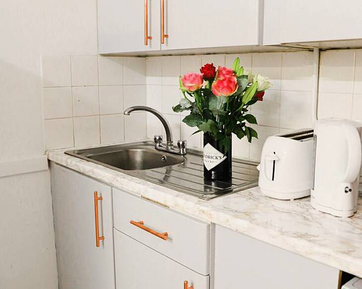 DIY Advice - how Catherine Carton painted her kitchen cabinets