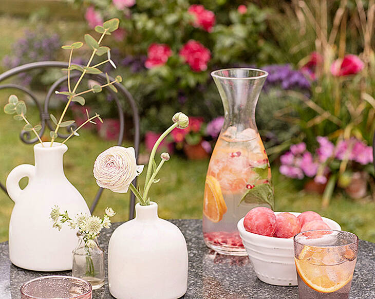 Create a garden for socialising - how to carry your home style from house to the garden