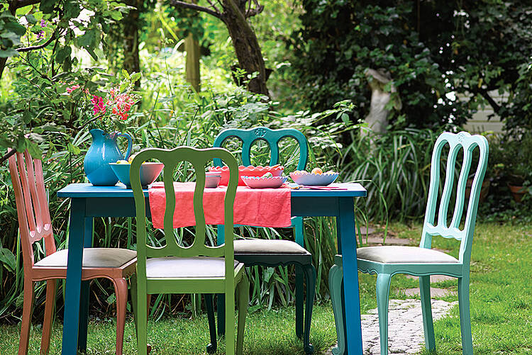 Brighten up your outdoor space for summer with Sadolin