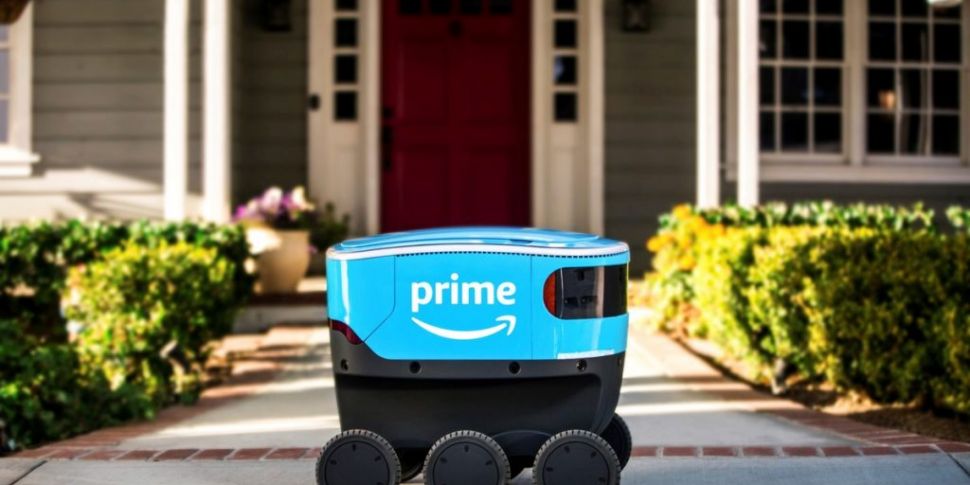 Robotic Amazon deliveries begi...