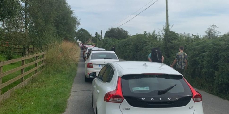 More huge delays for festival...