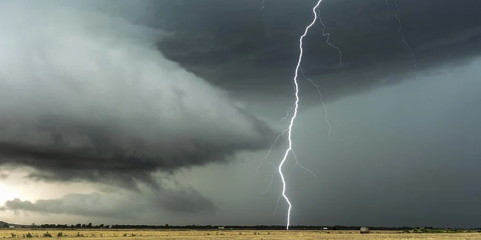 Met Éireann issues thunderstor...