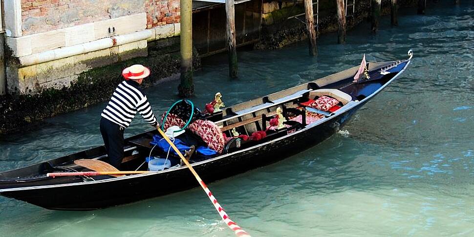 Venice reduces number of touri...