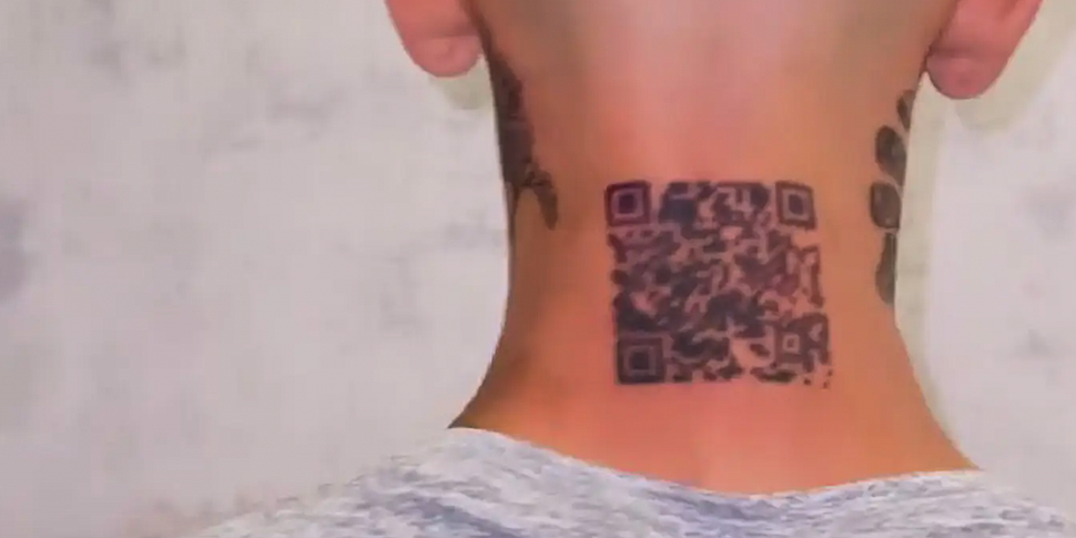 Influencers QR code tattoo lin...