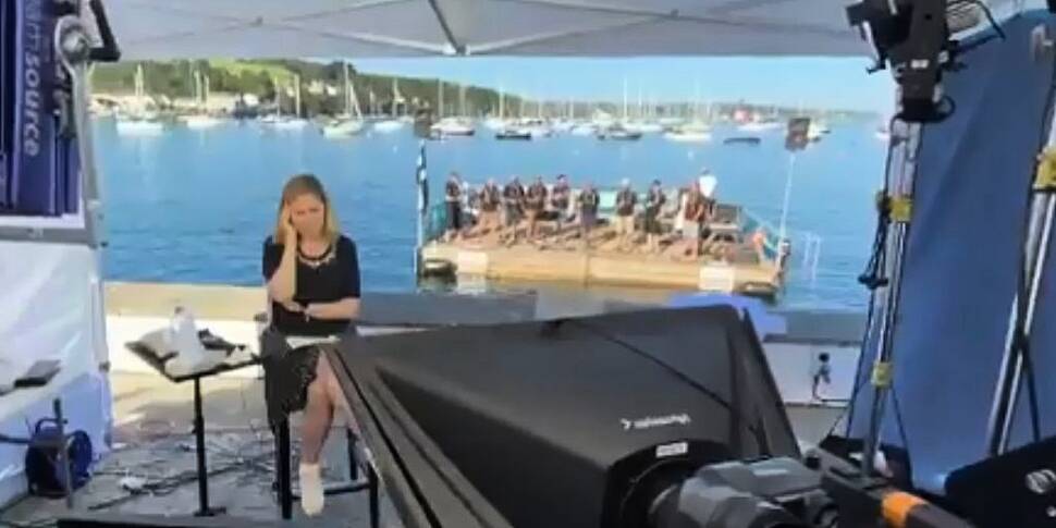 News anchor interrupted live o...