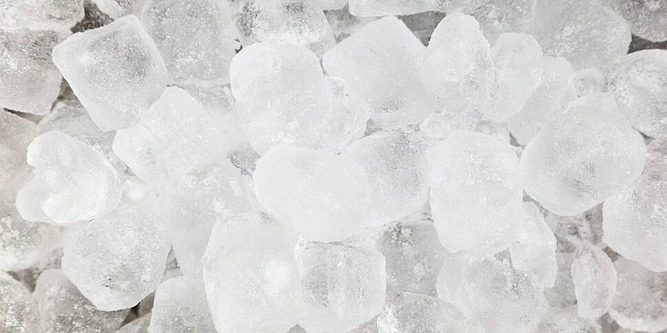 An easy hack to make ice cubes...