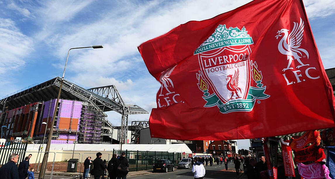 Liverpool fans protest Super League outside Anfield | The Irish Post