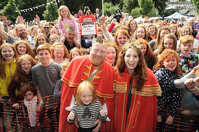 Over a thousand redheads gather in Ireland to crown the new 'King and ...