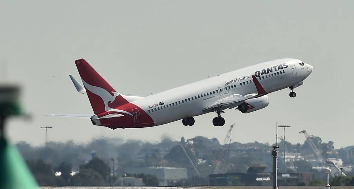 first-non-stop-flight-from-australia-to-the-uk-lands-in-london-the