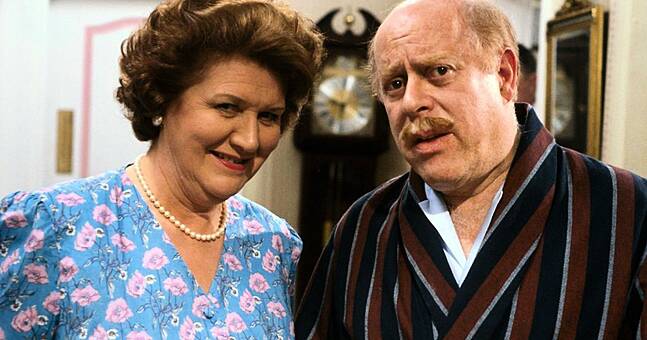 Clive Swift: Keeping Up Appearances actor passes away aged 82 | The ...