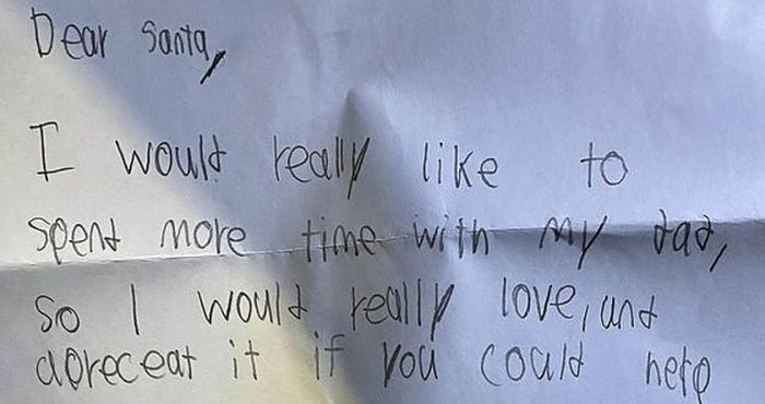 Delivery Driver Left Heartbroken After Reading Son S Emotional Letter To Santa The Irish Post