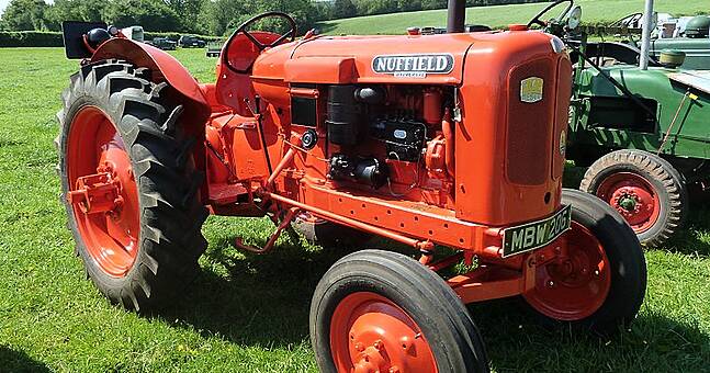 Sow and Behold! Vintage tractor rally in Greenford | The Irish Post