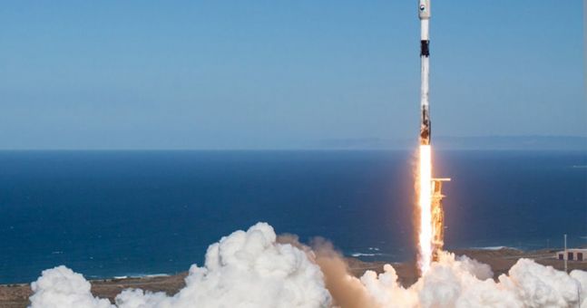 ‘Een levensdroom waarmaken’: studenten van University College Dublin hebben met succes de allereerste satelliet van Ierland gelanceerd