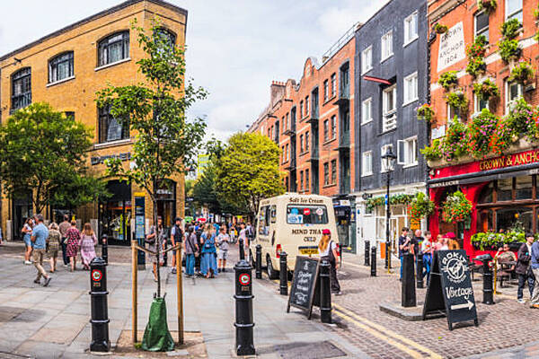 A summer stay in London is chicer and more convenient than ever when you pick the right hotel