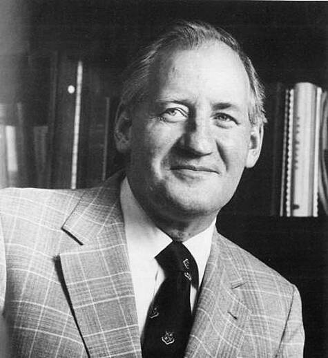 William A. O'Neill, class '47 - KnockUnion.ie