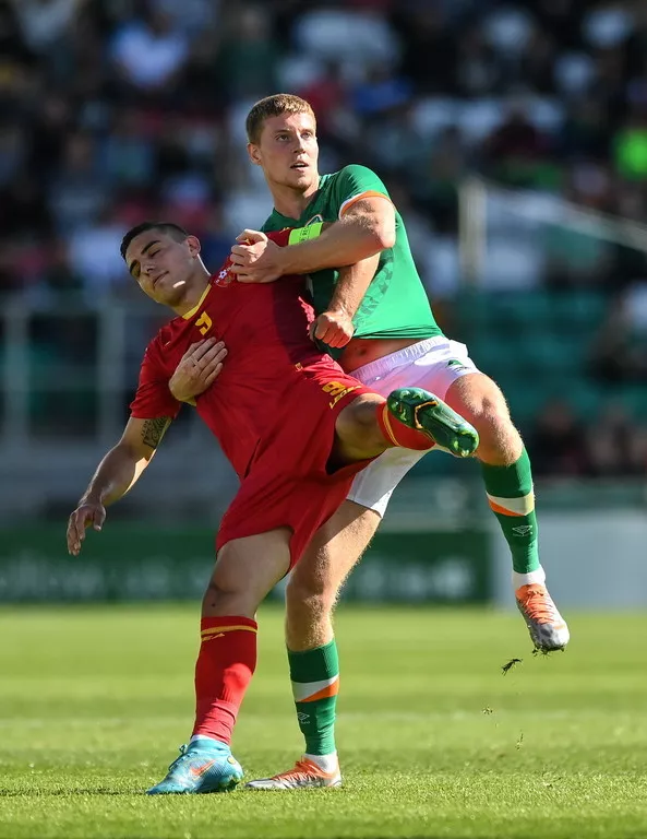 Scuad na hÉireann Mark McGuinness