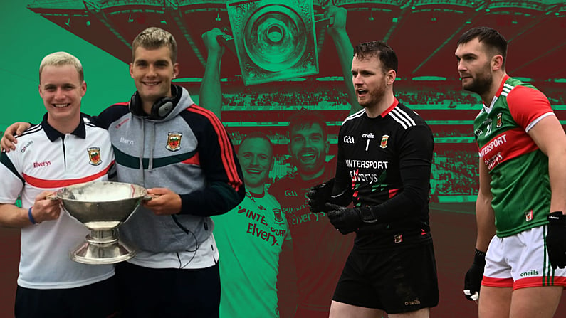 Ómós Tugtha ag Aidan O'Shea do Rob Hennelly i ndiaidh dó Éirigh as Foireann Mhaigh Eo