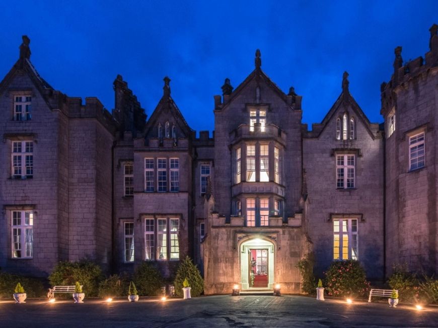 12 Beautiful Irish Castles You Can Stay Overnight In Lovin.ie