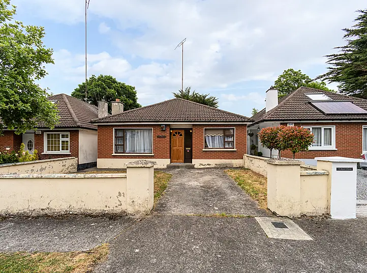 71 Mount Albany, Blackrock, Co. Dublin