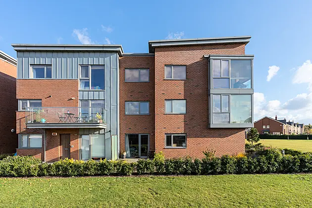 17 Surehaven Road, Phoenix Park Racecourse, Castleknock, Dublin 15