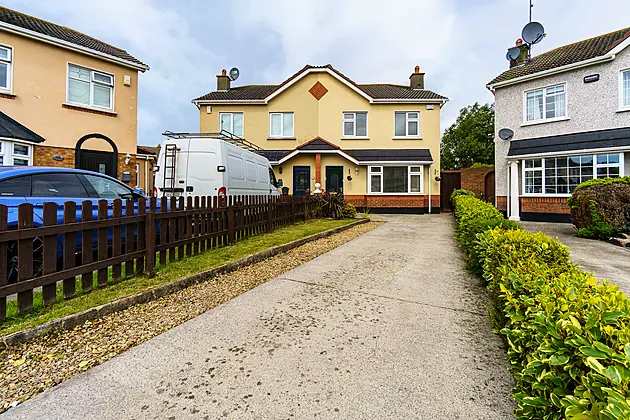 49 Elmfield Walk, Clarehall, Dublin 13