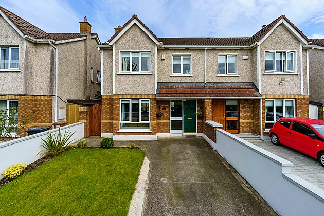 12 Manorfields Drive, Clonee, D15F9K1