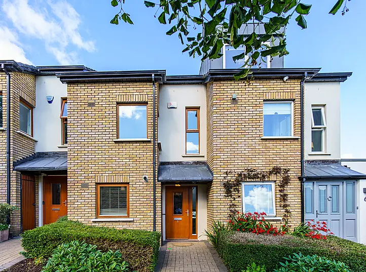 8 Hunters Meadow, Hunterswood, Ballycullen, Dublin 24