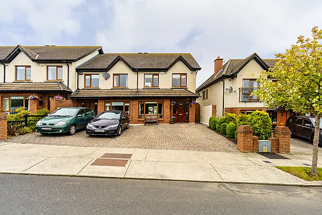 77 Rossmore Avenue, Newtownmountkennedy, Co Wicklow