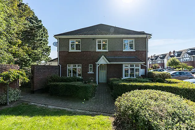 40 Castle Grove, Kilgobbin Wood, Sandyford, D18 V103