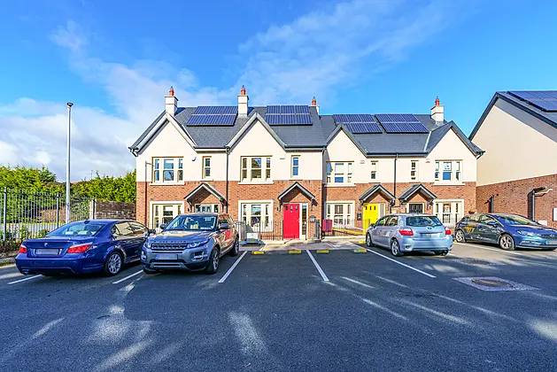 9 Tapton, Murphystown Road, Sandyford, Dublin 18